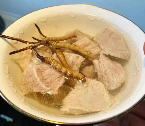 冬蟲夏草西洋參燉品做法：滋補兼顧，溫和不燥